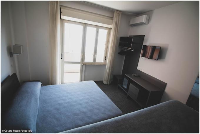 Hotel Caraibi Milano Marittima Zewnętrze zdjęcie
