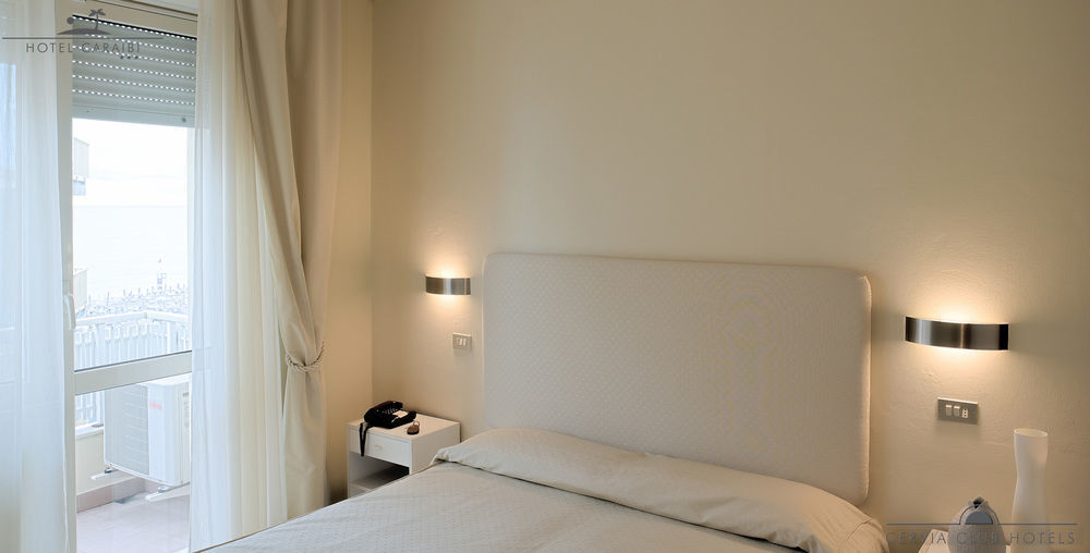 Hotel Caraibi Milano Marittima Zewnętrze zdjęcie