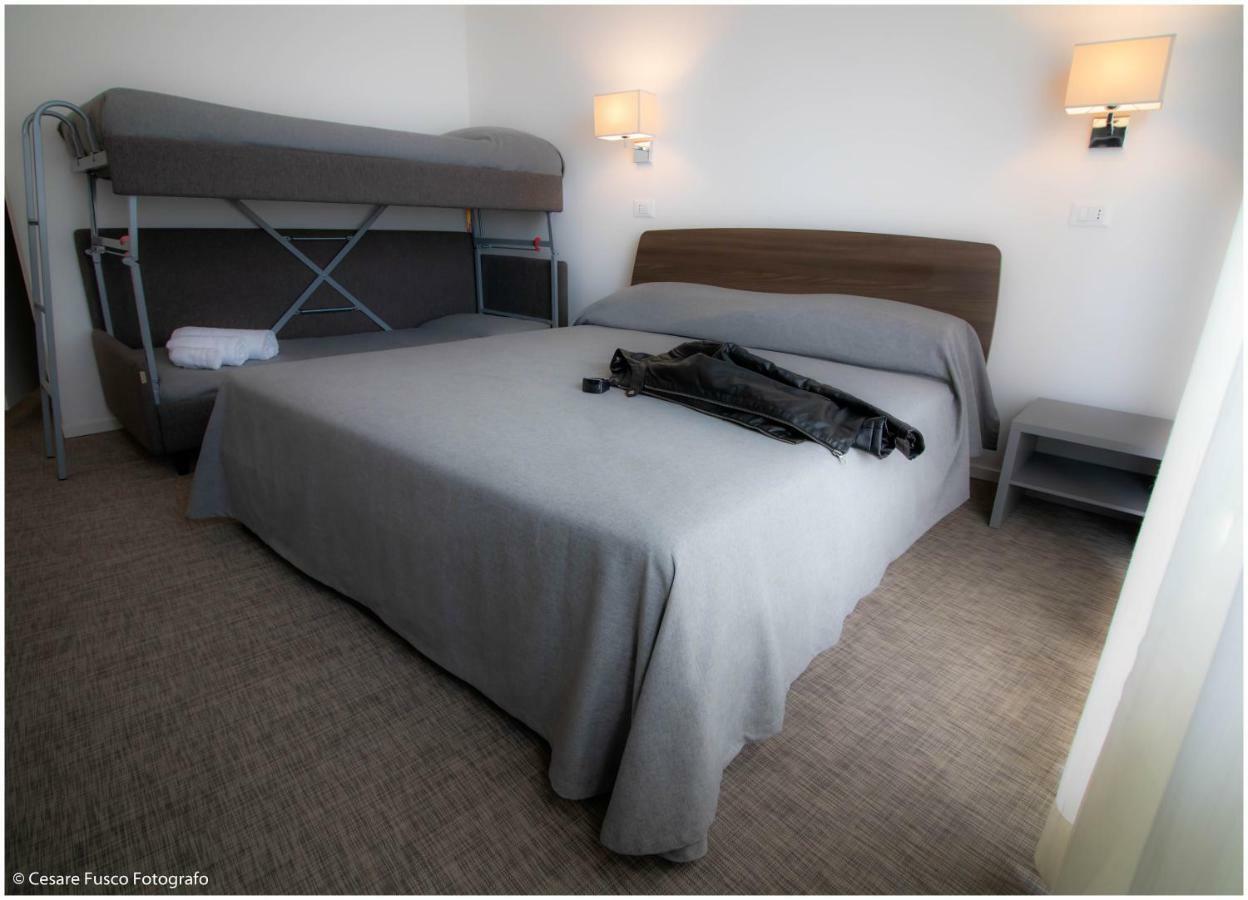 Hotel Caraibi Milano Marittima Zewnętrze zdjęcie