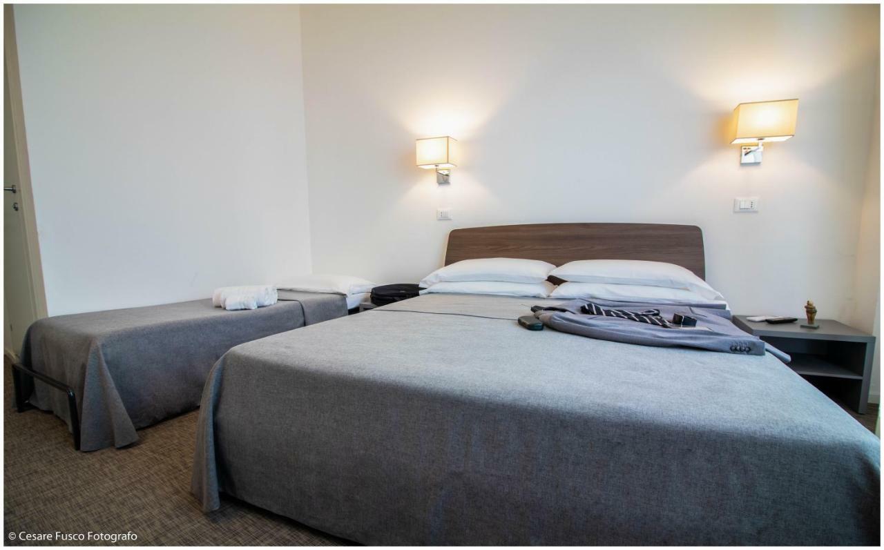 Hotel Caraibi Milano Marittima Zewnętrze zdjęcie