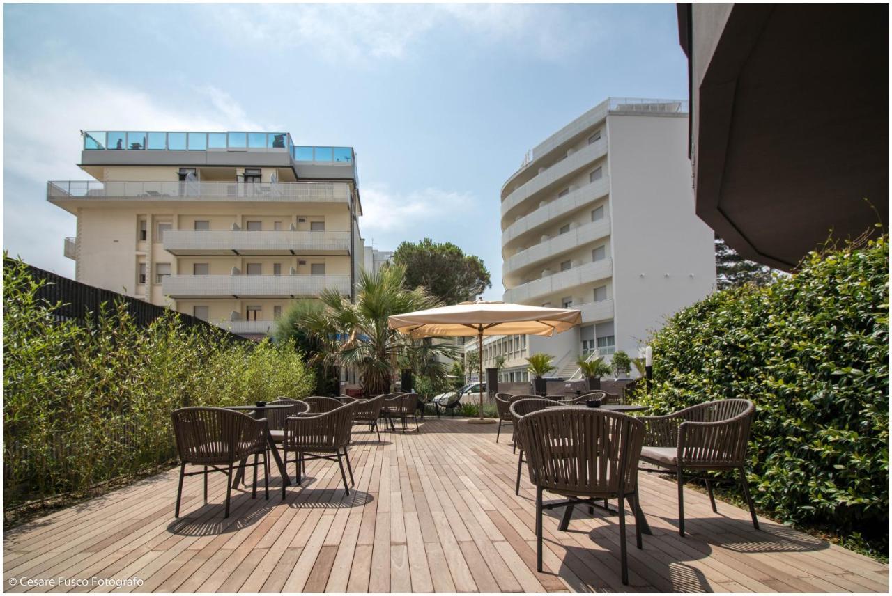 Hotel Caraibi Milano Marittima Zewnętrze zdjęcie