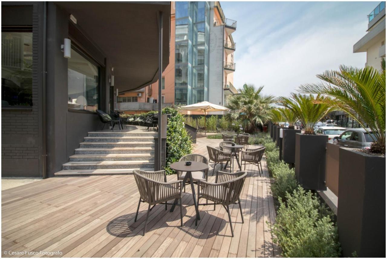 Hotel Caraibi Milano Marittima Zewnętrze zdjęcie