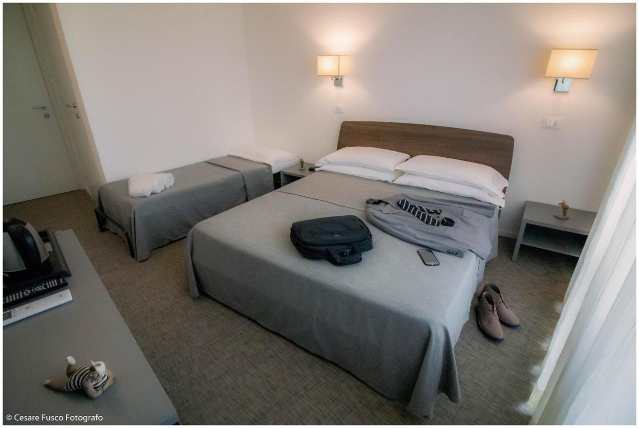 Hotel Caraibi Milano Marittima Zewnętrze zdjęcie