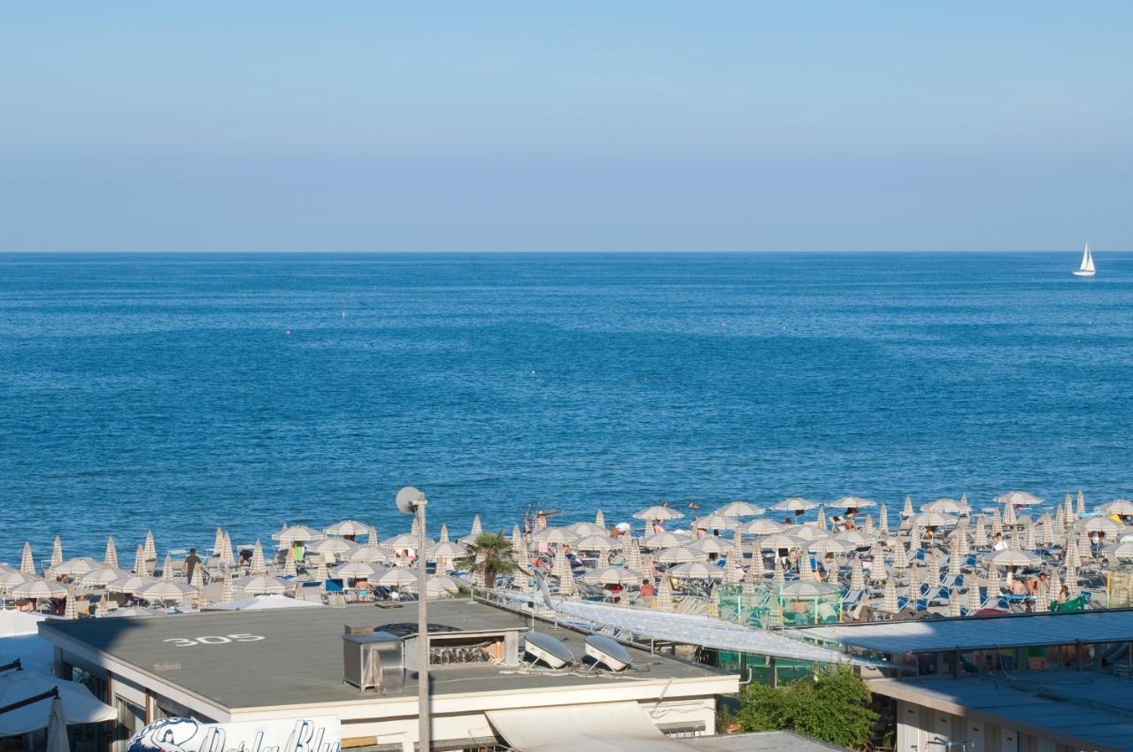 Hotel Caraibi Milano Marittima Zewnętrze zdjęcie